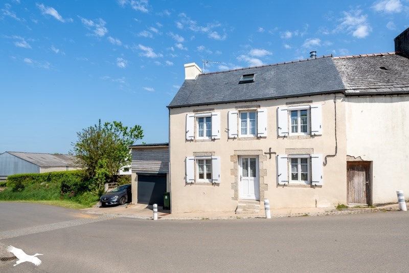 Vente Maison LANNEUFFRET - 6 pièces -105 m² - (29400)