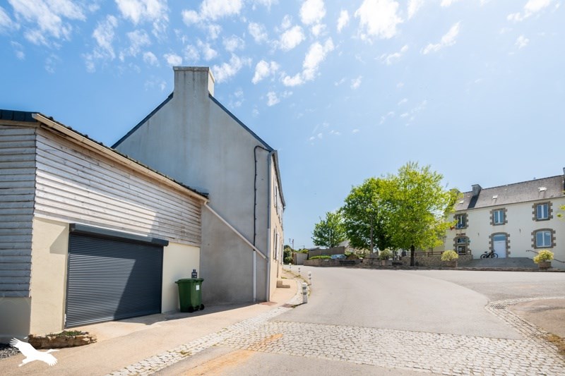 Vente Maison LANNEUFFRET - 6 pièces -105 m² - (29400)
