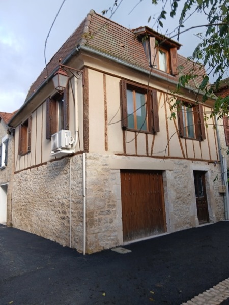 Vente Maison BRETENOUX - 6 pièces -87 m² - (46130)