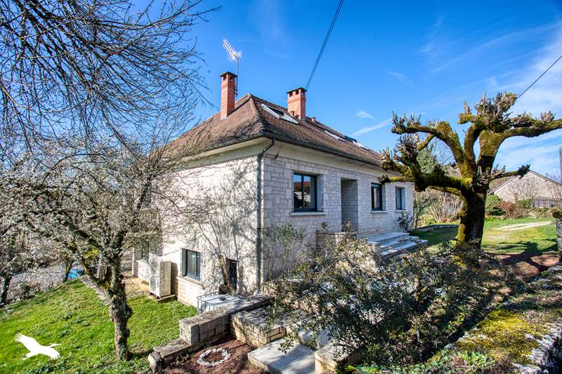 Vente Maison Gramat - 6 pièces -195 m² - (46500)