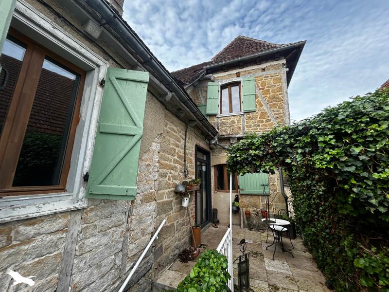 Vente Maison MIERS 46500 6 pièces - 180 m²