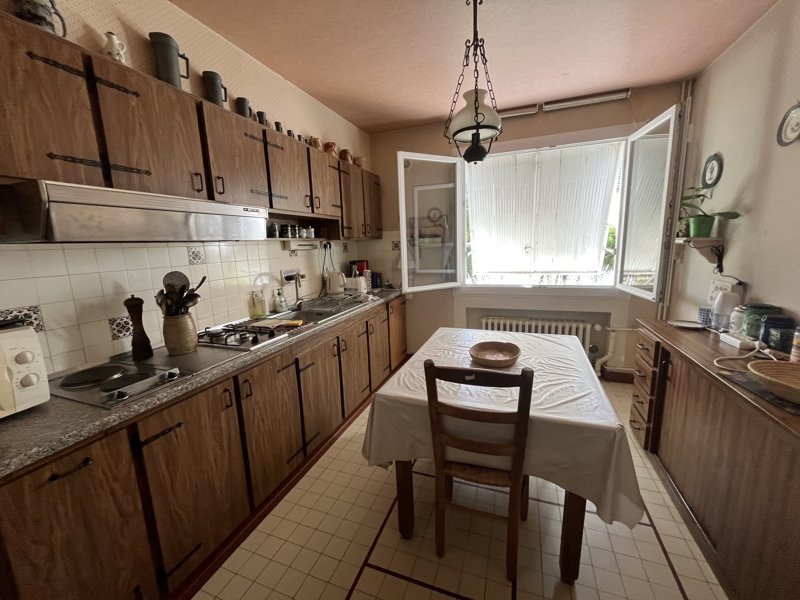 Vente Maison DANGE ST ROMAIN - 9 pièces -272 m² - (86220)