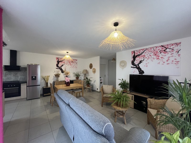 Vente Appartement PERET - 3 pièces -64 m² - (34800)