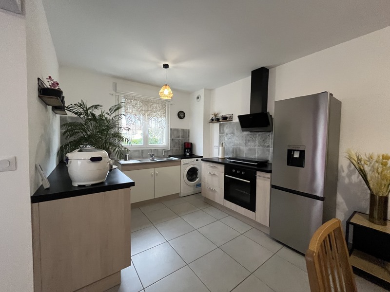 Vente Appartement PERET - 3 pièces -64 m² - (34800)