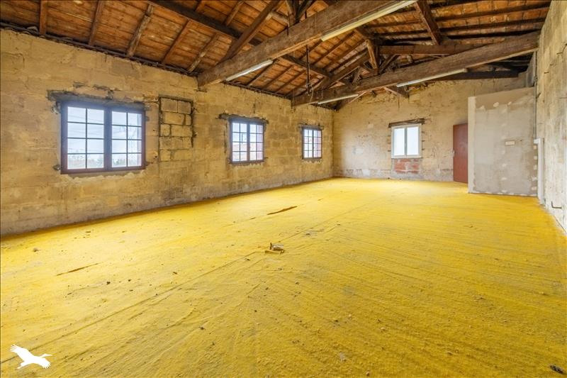 Vente Maison AMBARES ET LAGRAVE - 5 pièces -112 m² - (33440)