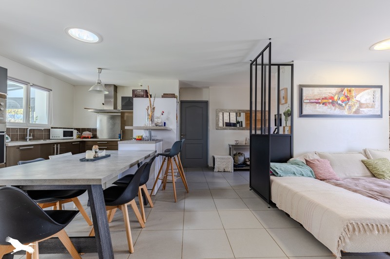 Vente Maison AMBARES ET LAGRAVE - 5 pièces -126 m² - (33440)