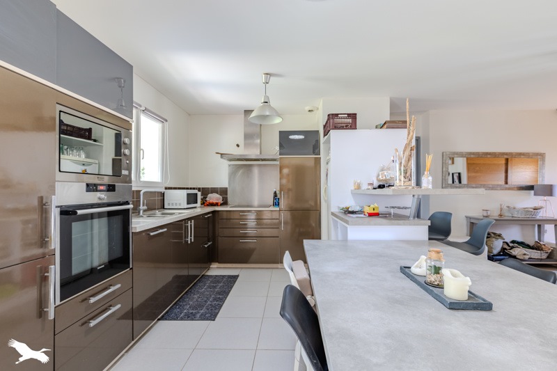 Vente Maison AMBARES ET LAGRAVE - 5 pièces -126 m² - (33440)