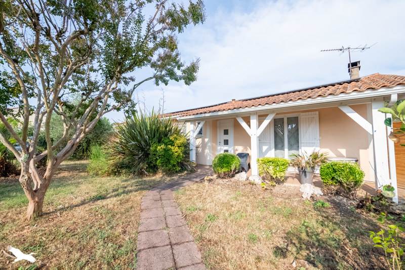 Vente Maison ST LOUIS DE MONTFERRAND - 5 pièces -126 m² - (33440)