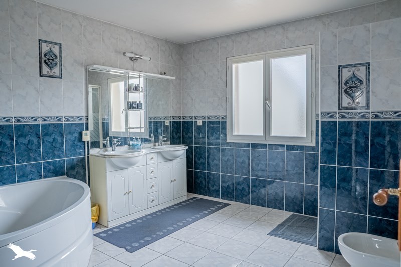 Vente Maison BASSENS - 5 pièces -132 m² - (33530)