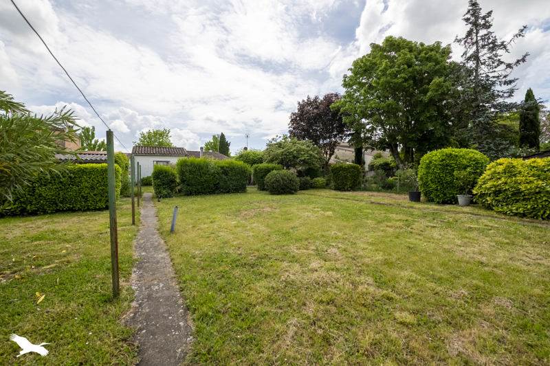 Vente Maison AMBES - 4 pièces -94 m² - (33810)
