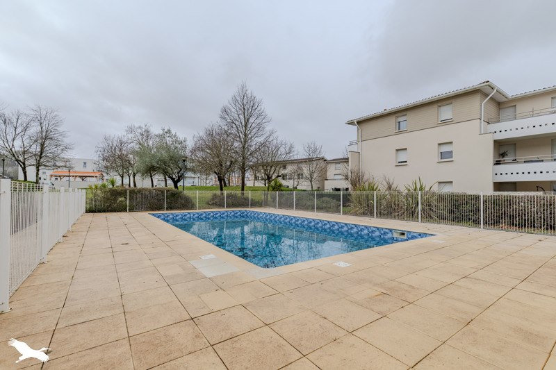 Vente Appartement AMBARES ET LAGRAVE - 4 pièces -82 m² - (33440)