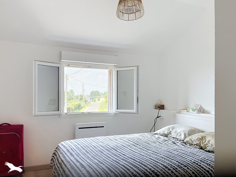 Vente Maison AMBARES ET LAGRAVE - 5 pièces -90 m² - (33440)