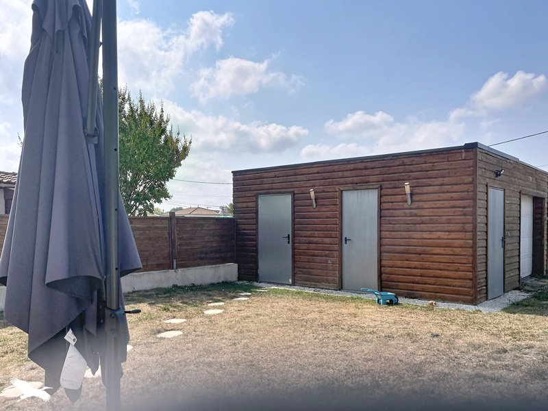 Vente Maison AMBARES ET LAGRAVE - 5 pièces -90 m² - (33440)