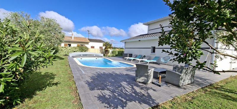 Vente Maison AMBARES ET LAGRAVE 33440 5 pièces - 135 m²