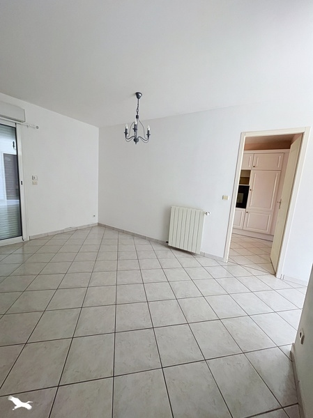 Vente Maison AMBARES ET LAGRAVE - 4 pièces -90 m² - (33440)