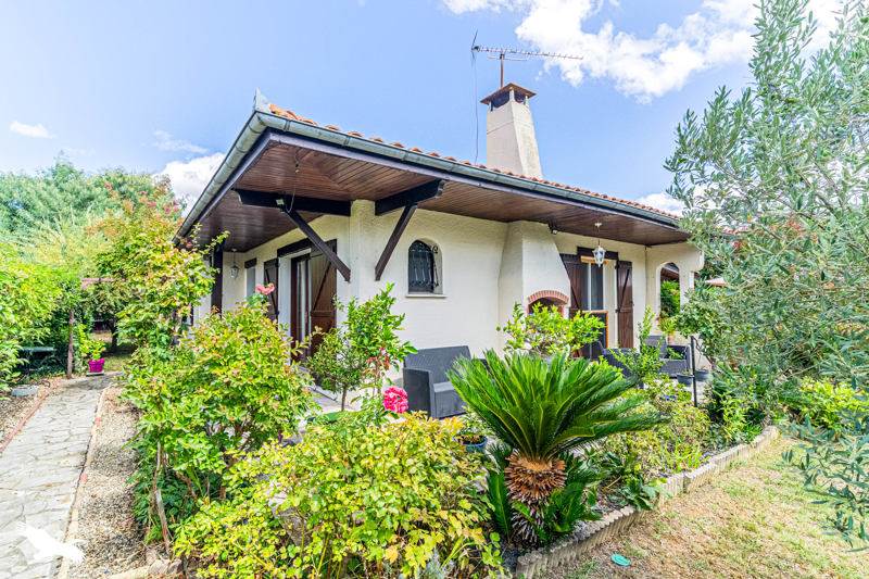 Maison 5 pièces 137 m² · à Ambarès-Et-Lagrave · 137 m² · 339 560 €
