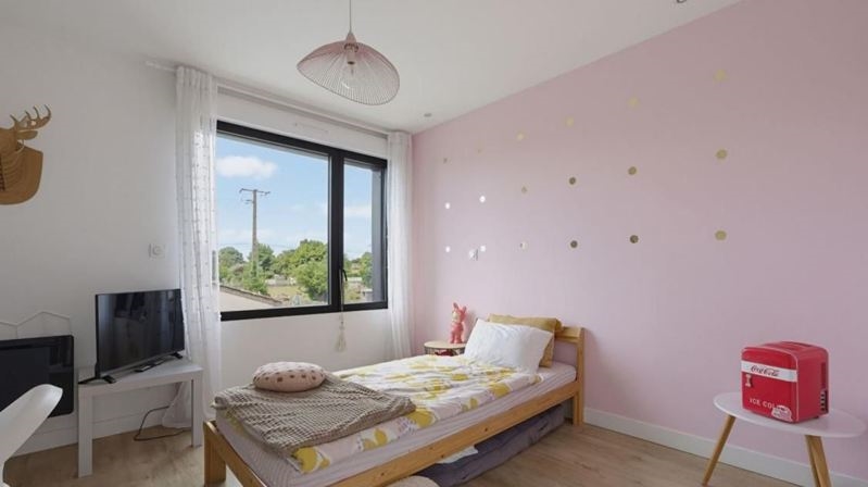 Vente Maison Ambarès-et-Lagrave - 5 pièces -170 m² - (33440)