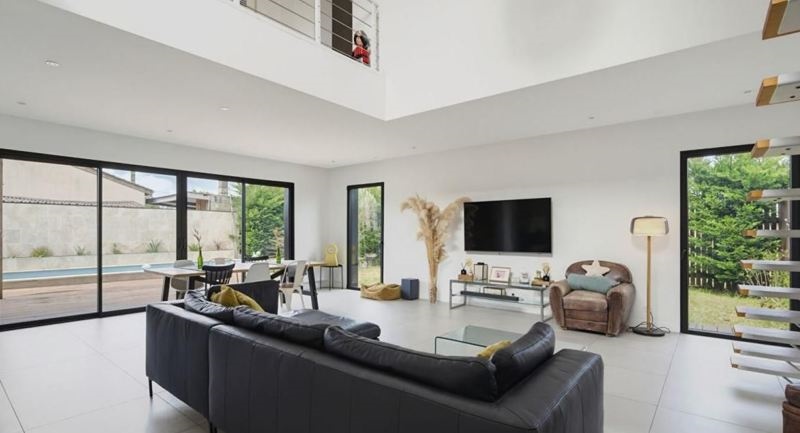 Vente Maison Ambarès-et-Lagrave - 5 pièces -170 m² - (33440)