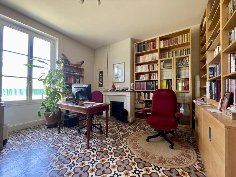 Vente Maison ST JULIEN DE CHEDON - 8 pièces -296 m² - (41400)