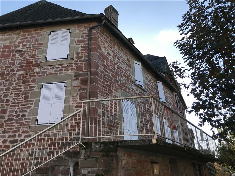 Vente Immeuble MEYSSAC - -  457 m² - (19500)