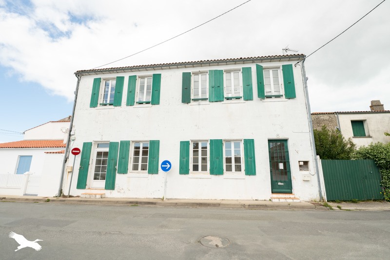 Vente Maison ST GEORGES D OLERON - 5 pièces -138 m² - (17190)