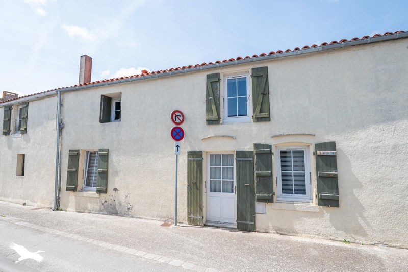 Vente Maison ST GEORGES D OLERON - 6 pièces -156 m² - (17190)