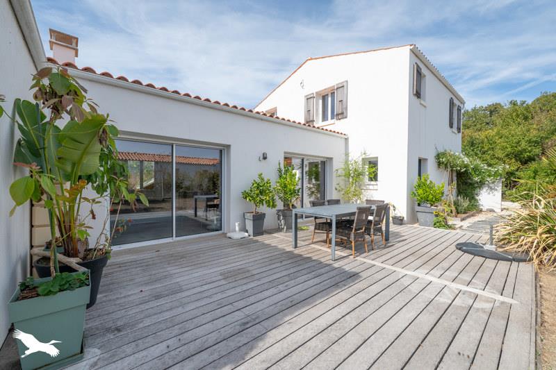 Vente Maison Saint-Georges-d'Oléron - 6 pièces -165 m² - (17190)