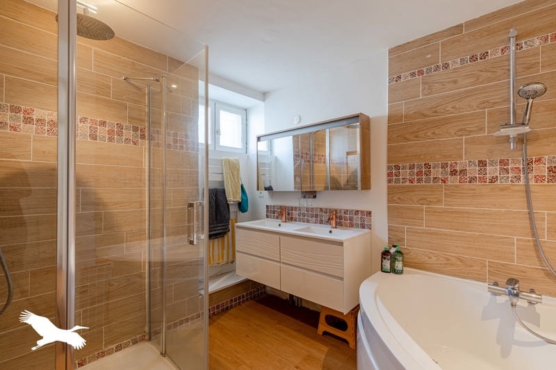 Vente Maison ST YRIEIX SUR CHARENTE - 5 pièces -169 m² - (16710)