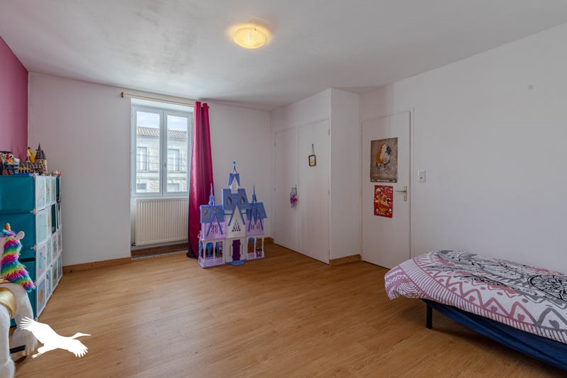 Vente Maison ST YRIEIX SUR CHARENTE - 5 pièces -169 m² - (16710)