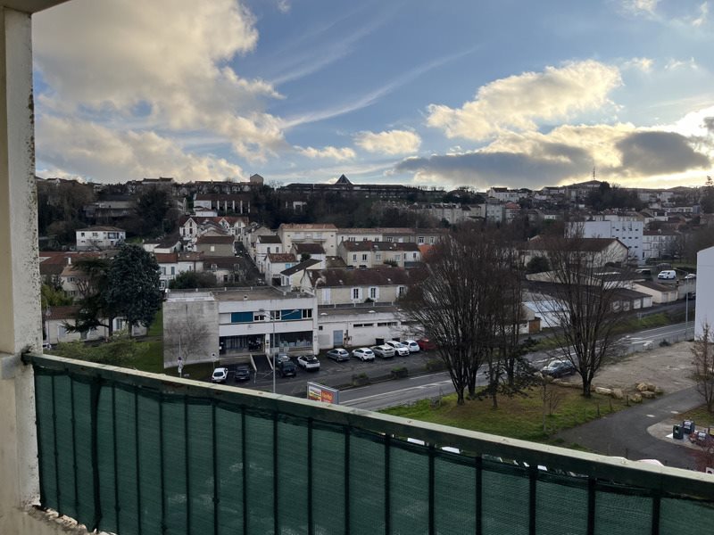 Vente Appartement ANGOULEME - 2 pièces -54 m² - (16000)