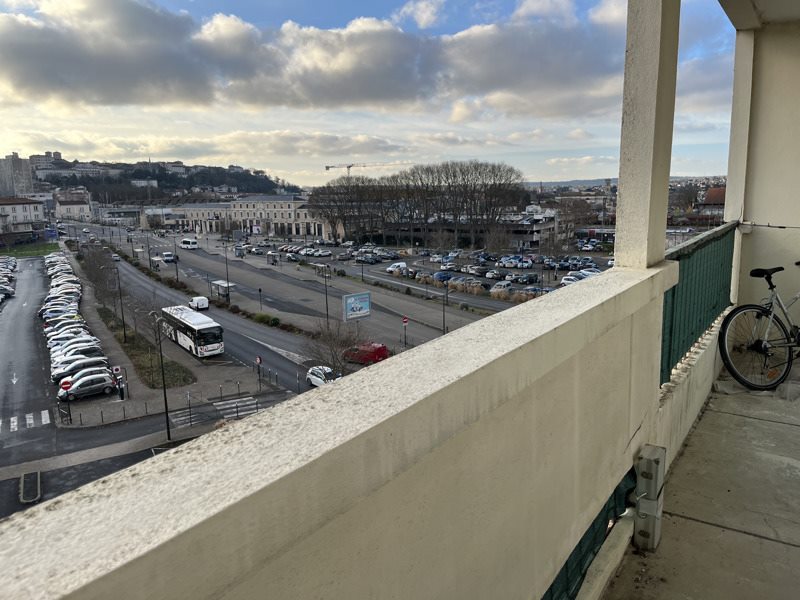Vente Appartement ANGOULEME - 2 pièces -54 m² - (16000)