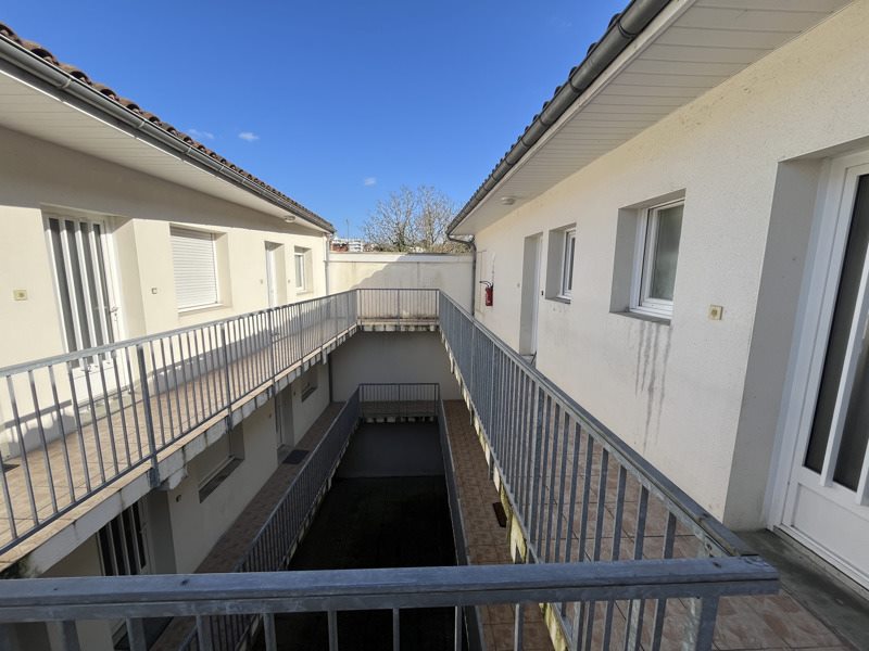 Vente Appartement ANGOULEME - 2 pièces -42 m² - (16000)