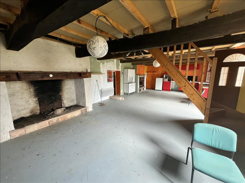 Vente Maison ST LOUP - 2 pièces -253 m² - (82340)