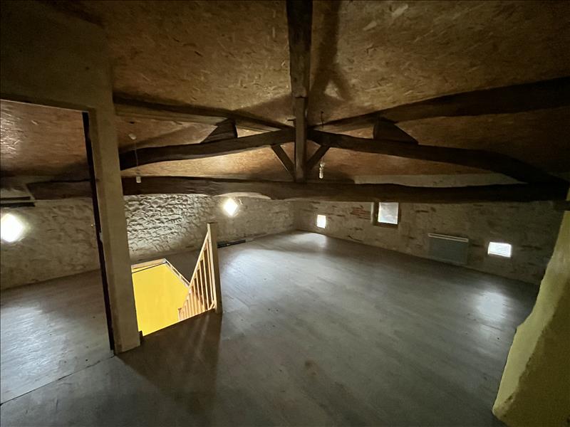 Vente Maison ST LOUP - 2 pièces -253 m² - (82340)