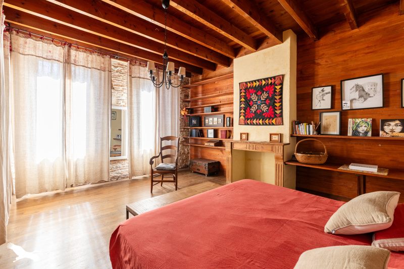 Vente Maison POMMEVIC - 4 pièces -201 m² - (82400)