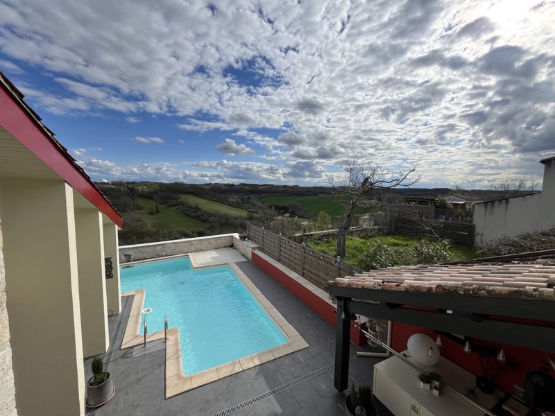 Vente Maison PUYMIROL - 4 pièces -205 m² - (47270)
