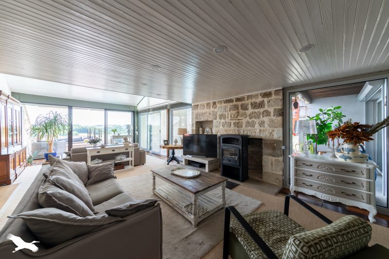 Vente Maison PUYMIROL - 8 pièces -313 m² - (47270)