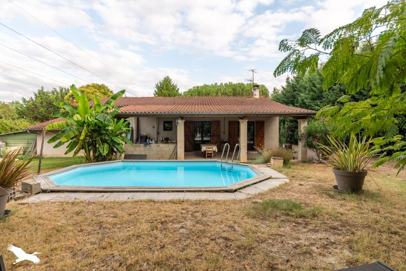 Maison 5 pièces 131 m² · à Donzac · 131 m² · 200 000 €