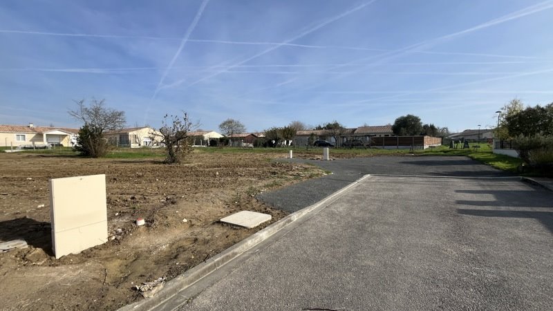 Vente Terrain LA LANDE DE FRONSAC - -500 m² - (33240)