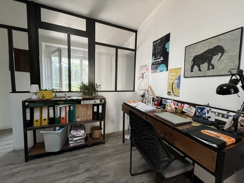Vente Maison CADILLAC EN FRONSADAIS - 6 pièces -153 m² - (33240)