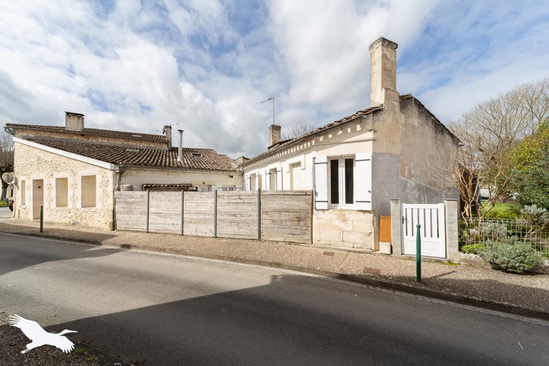 Vente Maison CADILLAC EN FRONSADAIS - 6 pièces -153 m² - (33240)