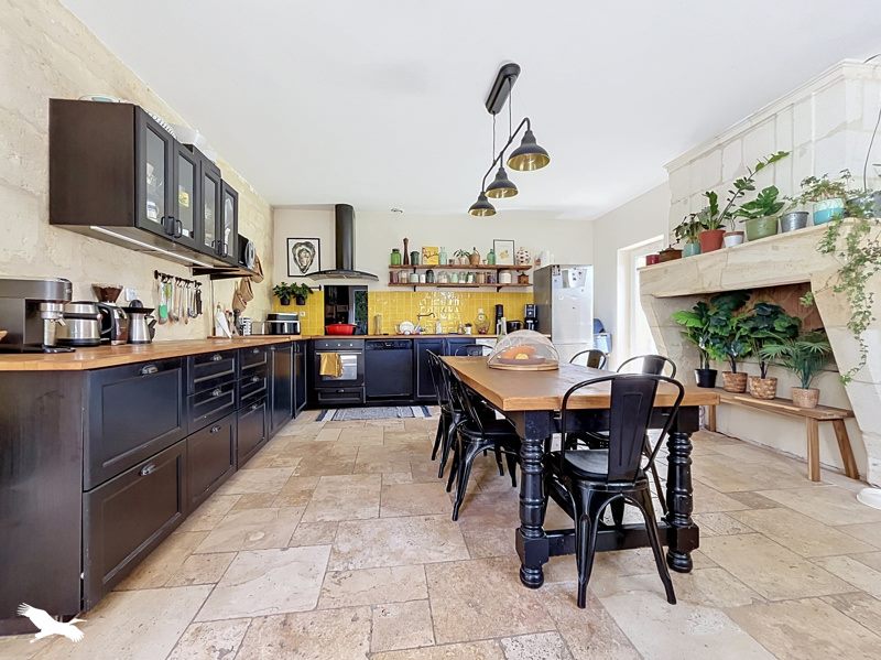 Vente Maison CADILLAC EN FRONSADAIS - 6 pièces -135 m² - (33240)