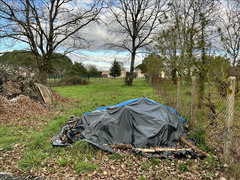 Vente Immeuble MENESPLET - -  164 m² - (24700)