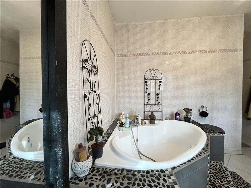 Vente Maison ST REMY - 5 pièces -272 m² - (24700)