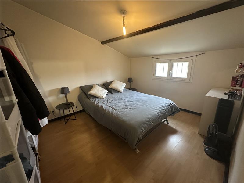 Vente Immeuble MONTPON MENESTEROL - -  250 m² - (24700)