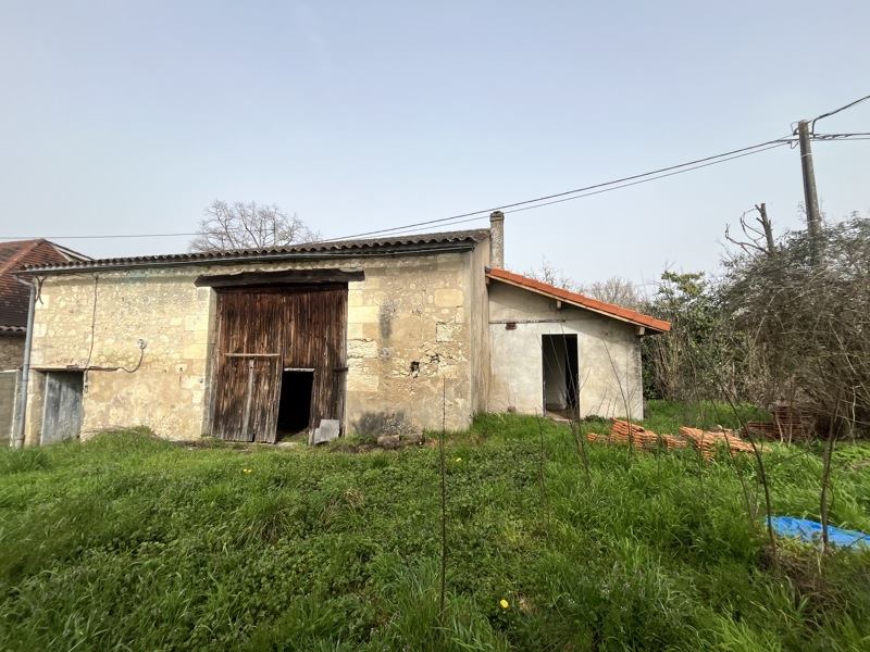 Vente Grange MONTPON MENESTEROL - 2 pièces -93 m² - (24700)