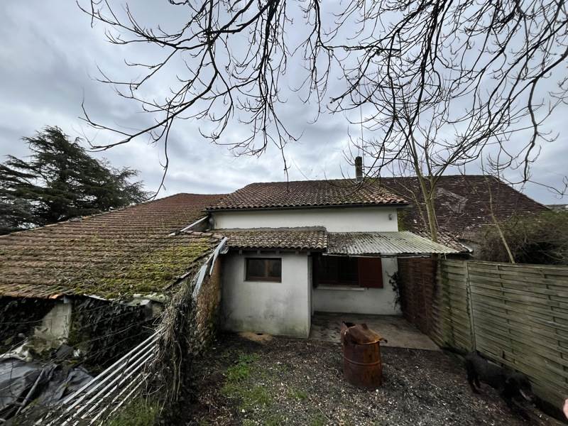 Vente Immeuble MENESPLET - -  244 m² - (24700)