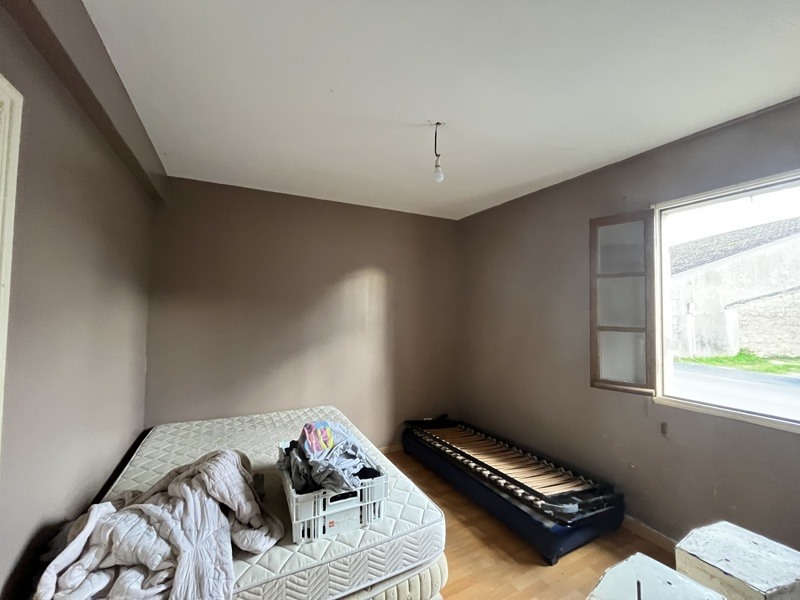 Vente Immeuble MENESPLET - -  244 m² - (24700)