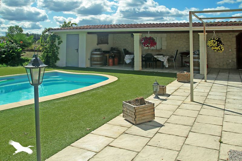 Vente Maison MENESPLET - 4 pièces -166 m² - (24700)