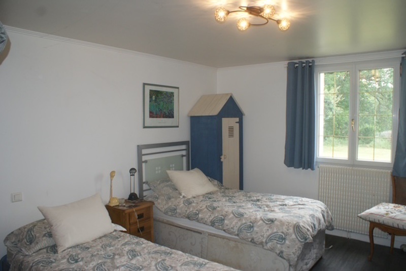 Vente Maison MENESPLET - 4 pièces -166 m² - (24700)